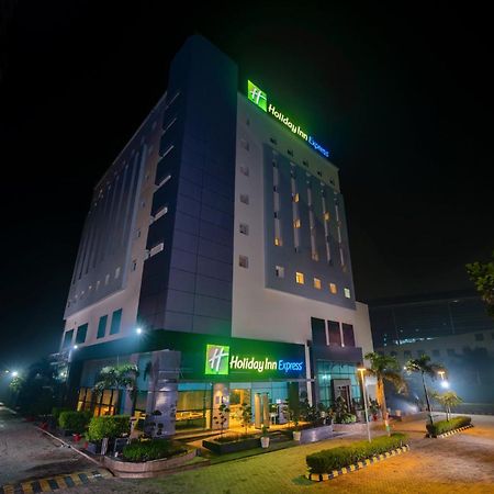 Holiday Inn Express Greater Noida Knowledge Park By Ihg Luaran gambar