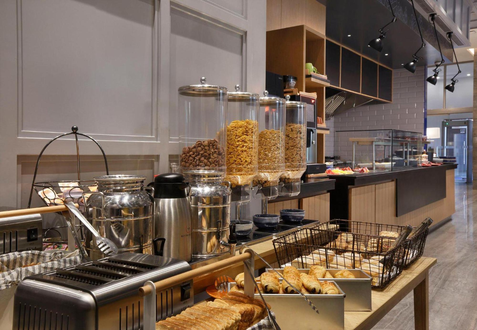 Holiday Inn Express Greater Noida Knowledge Park By Ihg Luaran gambar